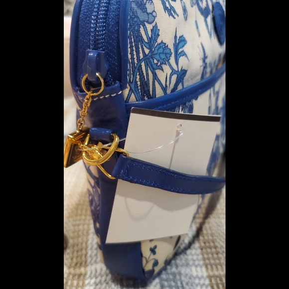 RARE Gucci blue & cream shoulder bag Gucci Italy & Crest on left - Picture 7 of 16